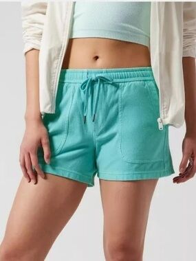 Athleta Farallon Short Medium